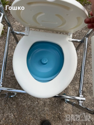 Тоалетен инвалиден стол, снимка 2 - Тоалетни столове - 54198598