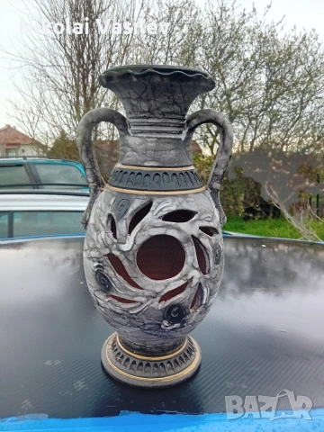 Ваза, снимка 2 - Антикварни и старинни предмети - 54069910