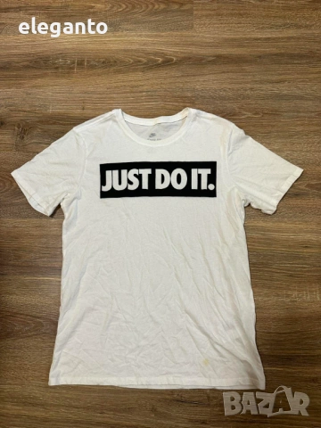 Оригинална мъжка тениска Nike  Just Do It Box Crewneck T-Shirt , М размер, снимка 2 - Тениски - 54219742