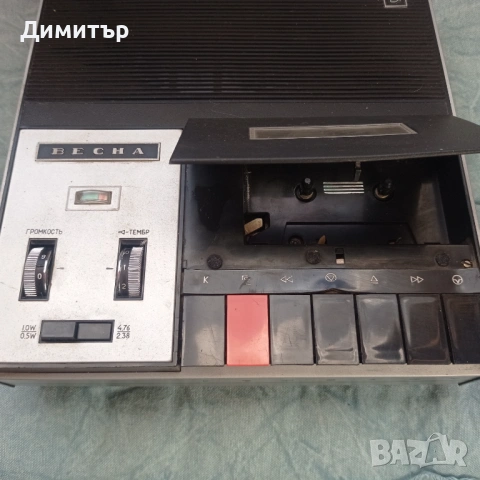 Магнитофон касетофон Весна 306, снимка 3 - Радиокасетофони, транзистори - 54319826