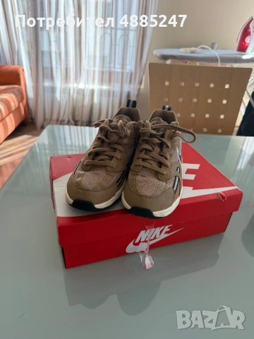 Маратонки Nike , 39 