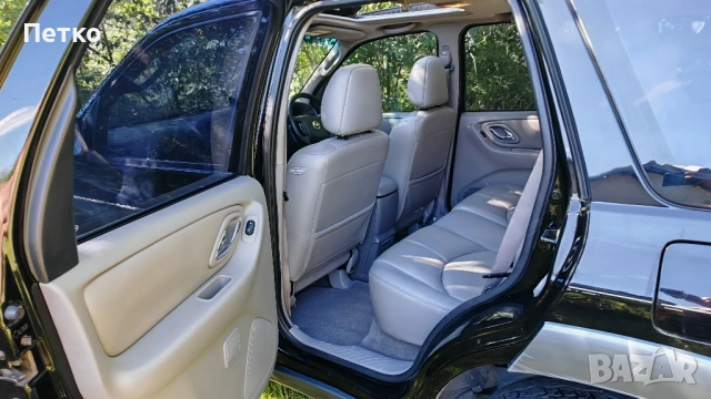 Mazda Tribute 3L V6 auto ДЕСЕН ВОЛАН, снимка 11 - Автомобили и джипове - 54767334