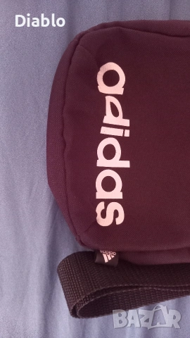 чанта Adidas , снимка 2 - Чанти - 54660416