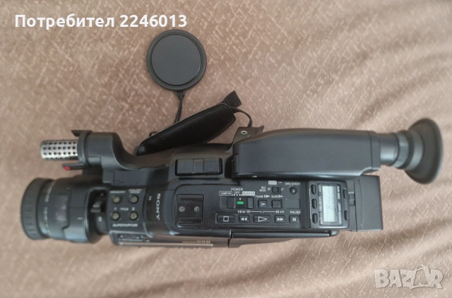 Ретро видеокамера Sony Handycam CCD-F550E.Комплект -батерия+зарядно/чисто нови/, снимка 3 - Камери - 55088454
