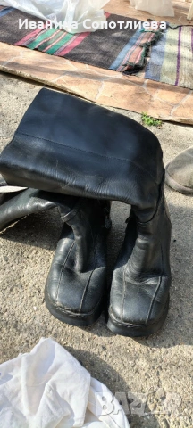 Продавам обувки и ботуши естествена и изкуствена кожа 