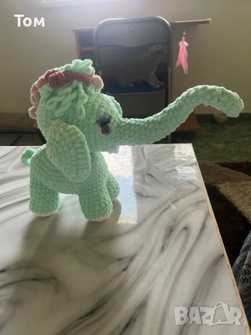 Ръчно плетена играчка слон, снимка 4 - Плюшени играчки - 53987270
