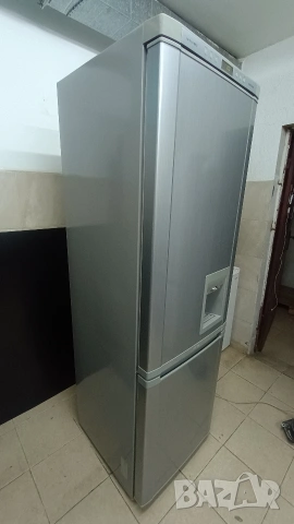 Хладилник с фризер Samsung Nofrost , снимка 4 - Хладилници - 55273573