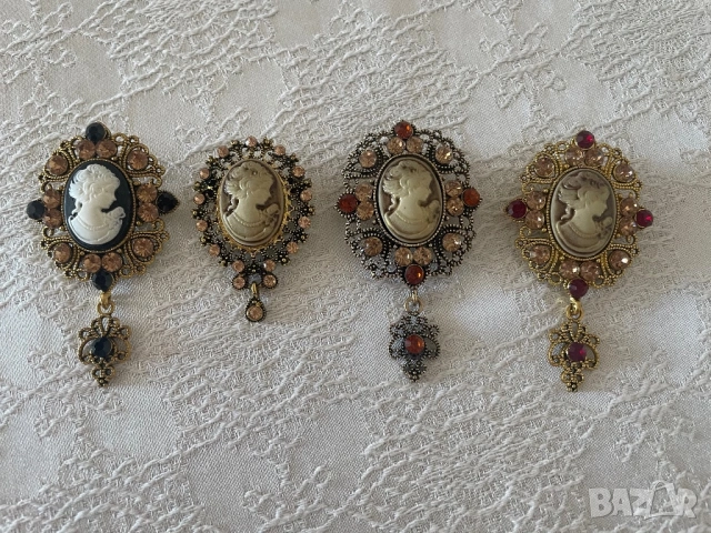 Красиви нови брошки