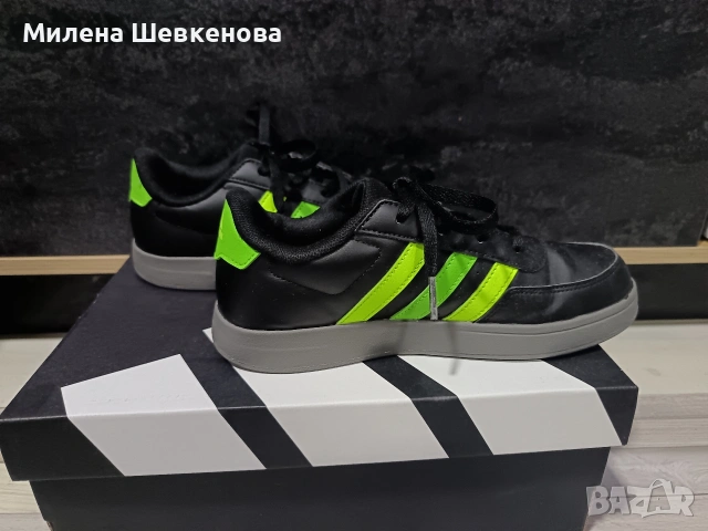 Детски маратонки Adidas 35 1/2, снимка 8 - Детски маратонки - 53981940