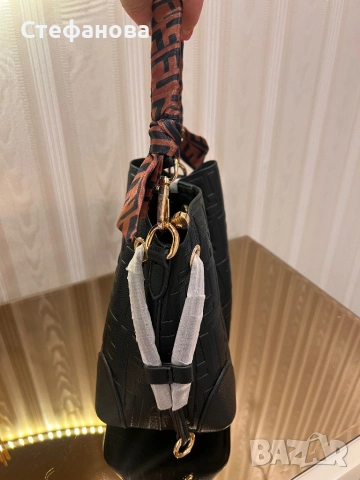 Дамска Чанта Fendi , снимка 2 - Чанти - 54493487