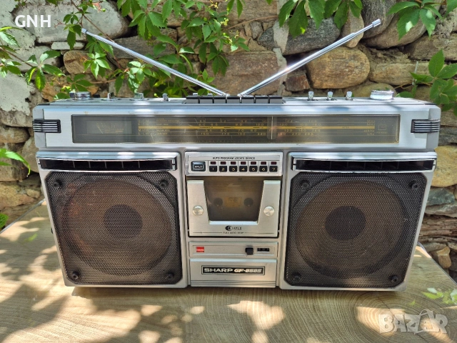 Радиокасетофон Sharp GF-8585H