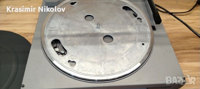 Грамофон LUXMAN P-005 LINEAR TRACKING TURNTABLE , снимка 8 - Грамофони - 54451746