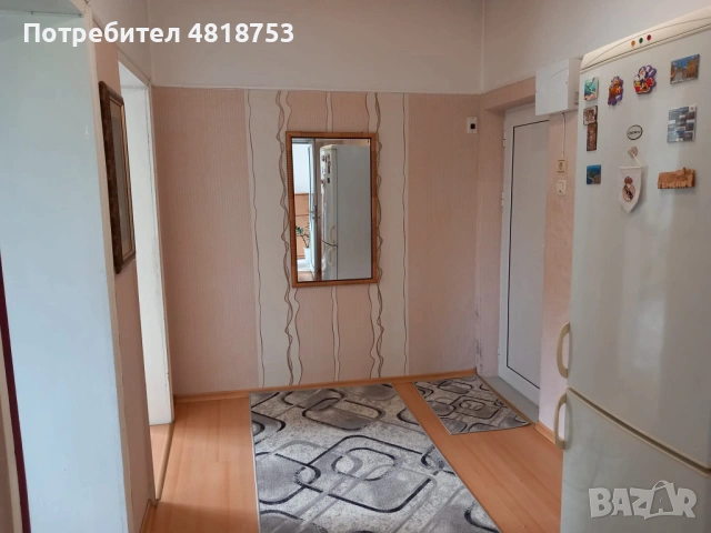 Продавам къща на 2 етажа, снимка 11 - Къщи - 54439742