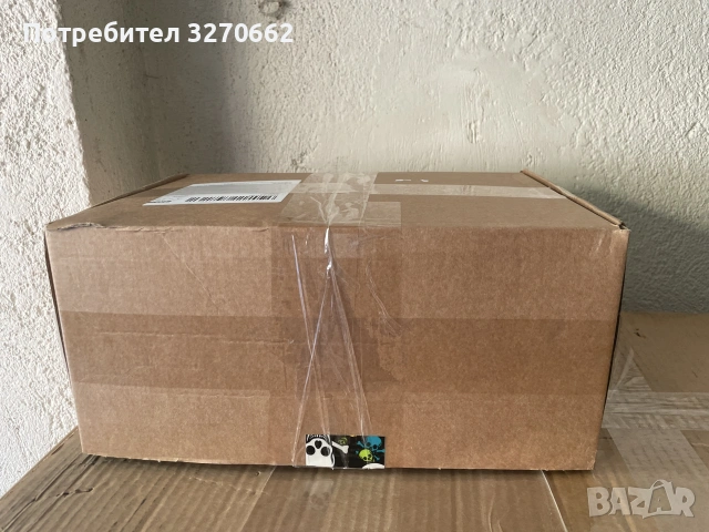 Кашонче с размери 25х35х 15 см с електроника на 3 пъти пи-висока цена