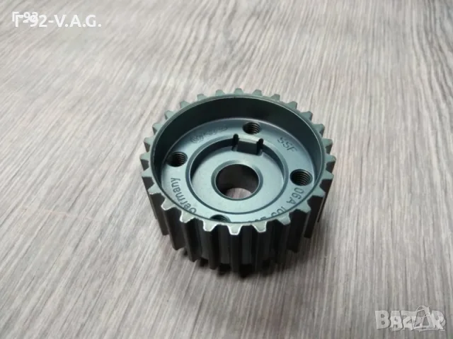 06A105263E**NEU**VAG**Ангренажно колело за колянов вал**1,6,1,8TSI,2,0TSI , снимка 2 - Части - 55392600