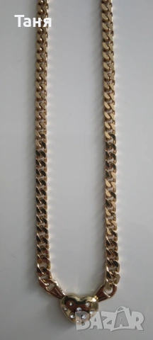 Колие от медицинска стомана