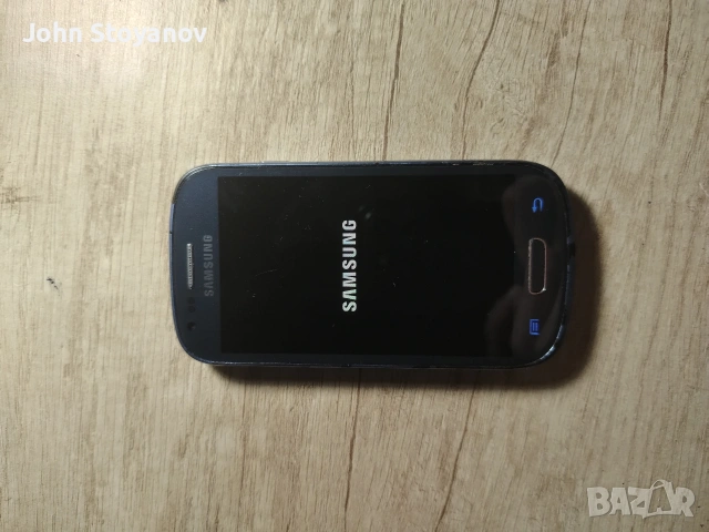 Продава 4 телефона 