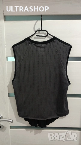 Дамски спортен потник Nike size L В отлично състояние, снимка 6 - Потници - 54207190