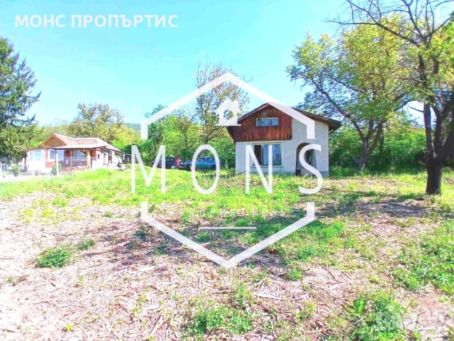 Продава се Къща с просторен двор в гр. Севлиево, м. Крушевски баир, снимка 2 - Къщи - 54626671