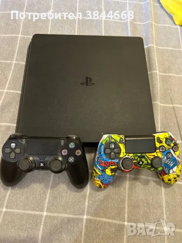 Продавам PS4 +2джойстика +4игри