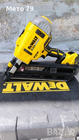 Dewalt DCN692P2 Акумулаторна машина за пирони 