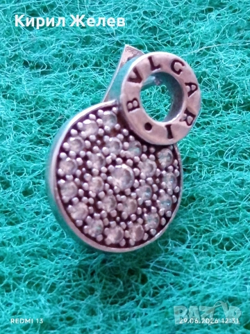 Сребърна обеца BVLGARI с инкрустирани кристали стил и елегантност 36504, снимка 2 - Обеци - 55086475