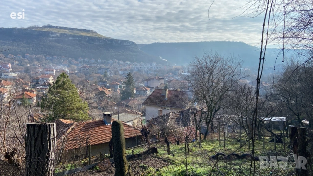 Панорамно лозе / парцел до регулация в гр. Провадия – гледка към Овеч