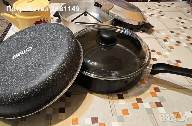 Комплект съдове, снимка 2 - Прибори за хранене, готвене и сервиране - 55604315