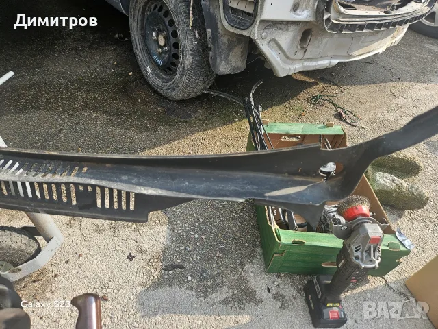 Пластмасова кора за чистачки за VW Touran 2003-2010., снимка 3 - Части - 55422564