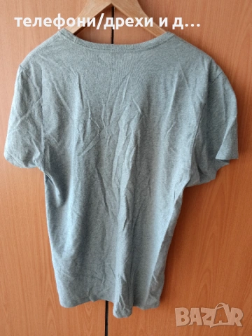 Оригинална памучна тениска Levi's (M), снимка 2 - Тениски - 54768634