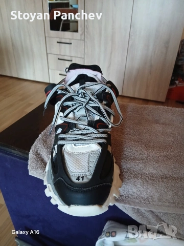 Продава се Balenciaga Track, снимка 2 - Ежедневни обувки - 54663589