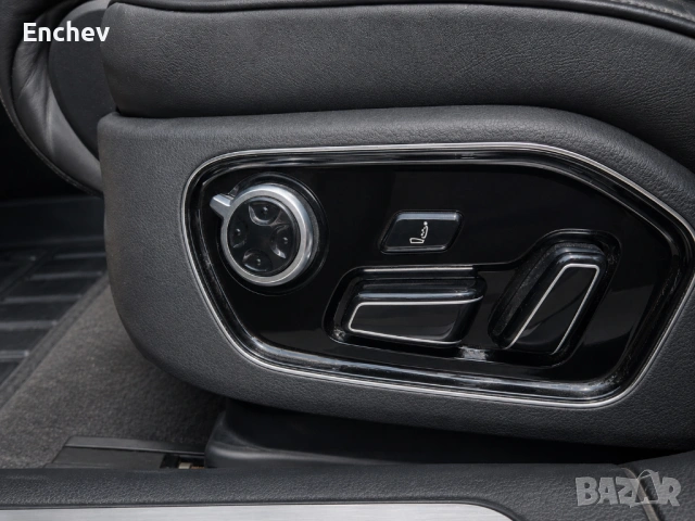 Audi A8 D4 4.2 FSI , снимка 10 - Автомобили и джипове - 54689453