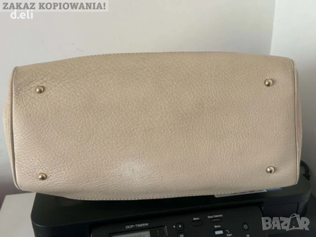 Max Mara Original 100% Кожа Страхотна чанта, снимка 12 - Чанти - 55236125