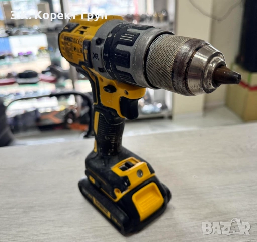 Ударен винтоверт DEWALT DCD796, снимка 6 - Винтоверти - 54400203