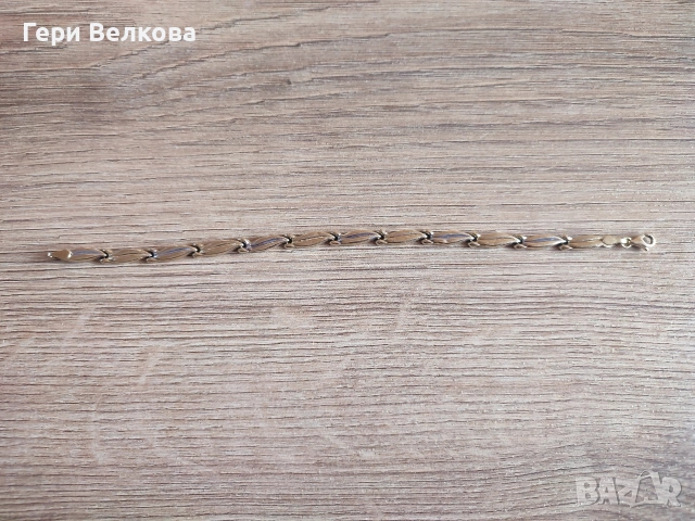 Дамска златна гривна с печат 585/14к. Жълто и бяло българско злато., снимка 5 - Гривни - 54014709