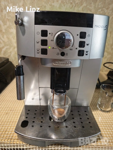 Delonghi ECAM 22.110.SB Magnifica S, снимка 2 - Кафемашини - 54720297