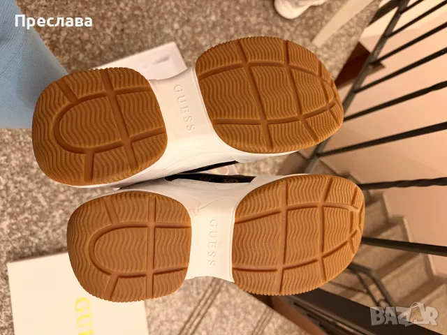 Високи дамски сникърси Guess, снимка 7 - Маратонки - 55546265