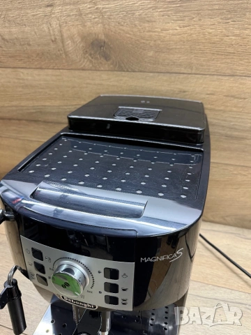 Продавам Кафемашина Delonghi MagnificaS Type:ECAM 22.110.B, снимка 2 - Кафемашини - 54098113