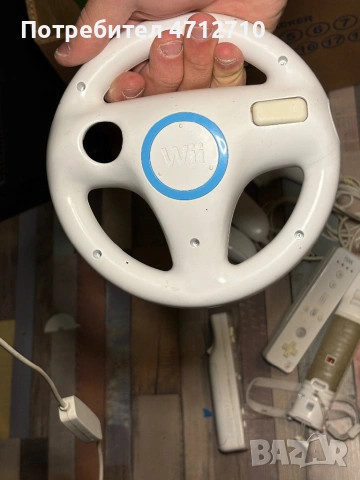 Комплект аксесоари за Nintendo Wii – 4x Wii Remote, 3x Nunchuck и Wii Wheel, снимка 4 - Nintendo конзоли - 54010279