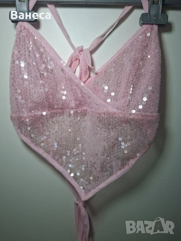 Чисто нов топ с гол гръб Хс/С размер, снимка 2 - Потници - 54229921