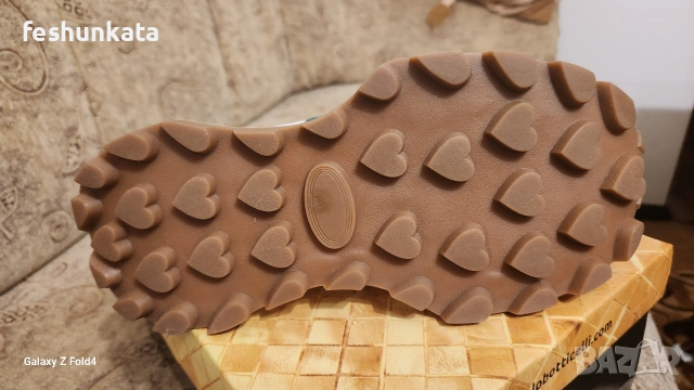 Дамски маратонки от ест.кожа, снимка 6 - Маратонки - 54346242