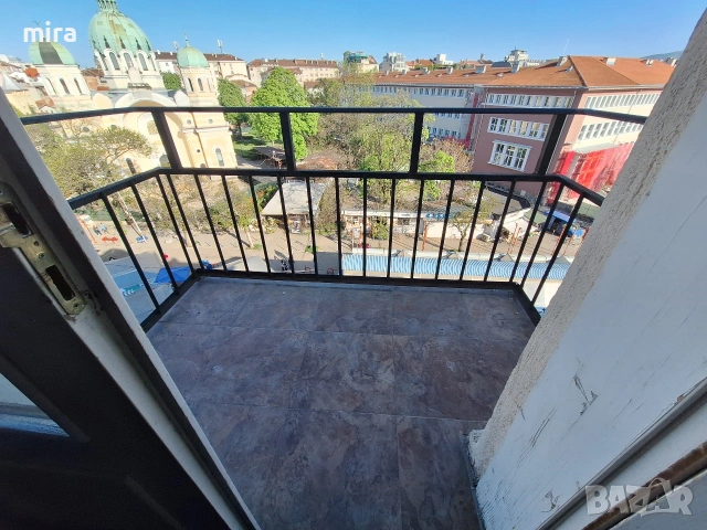 Обзаведена стая Център до метро Лъвов мост, снимка 4 - Стаи под наем - 54332748