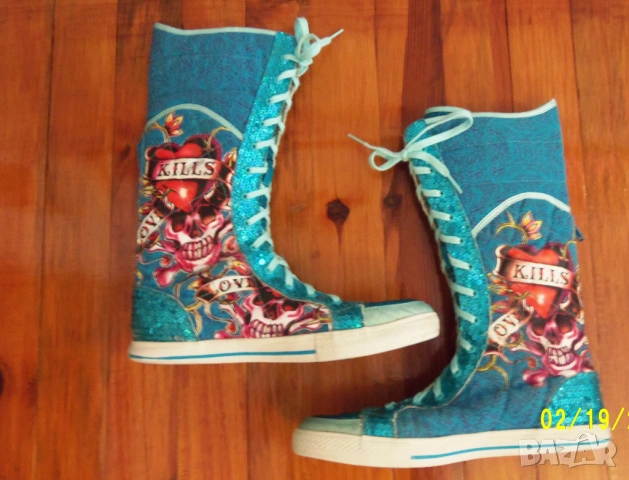 Ed Hardy оригинални дамски кецове UK7,5 /41, снимка 8 - Кецове - 54374125