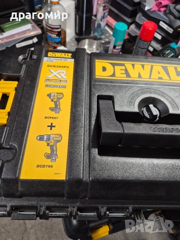 Оригинален куфар DeWALT, снимка 3 - Куфари с инструменти - 54490947