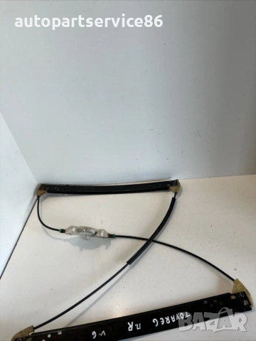 Регулатор на прозорец преден десен за Volkswagen Touareg (08-2010)