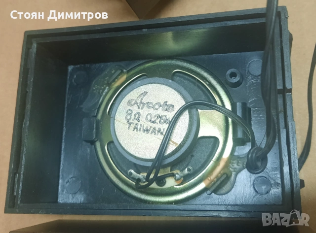 Deluxe solid state 2 speaker radio, снимка 8 - Радиокасетофони, транзистори - 54683879