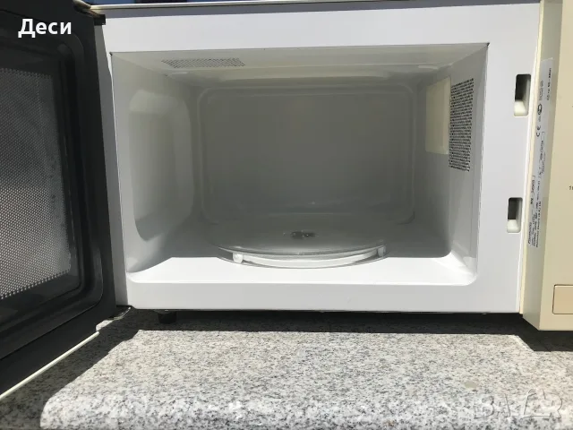 Микровълнова печка PANASONiC, снимка 3 - Микровълнови - 55463951