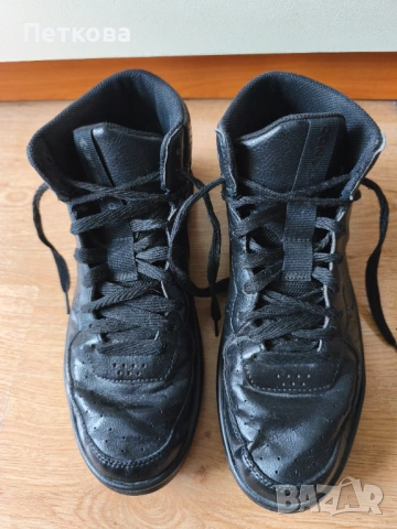 Запазени високи маратонки Converse 