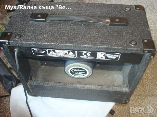 Усилвател за китара KUSTOM KLA20, снимка 12 - Китари - 55091581
