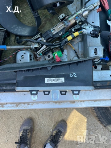 Пасажерски аербег на таблото Ситроен Ц2 , снимка 3 - Части - 54305394